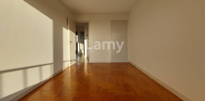 Image 7 sur 13 - Appartement  ·  Location · Limoges (87000) · 3 pièces · 66m²