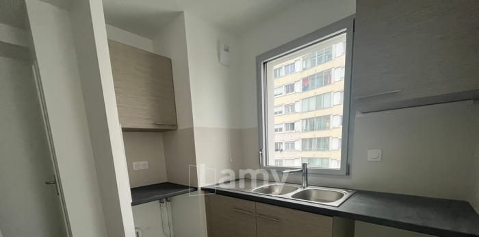 Image 2 sur 17 - Appartement  ·  Location · Chenove (21300) · 4 pièces · 97m²