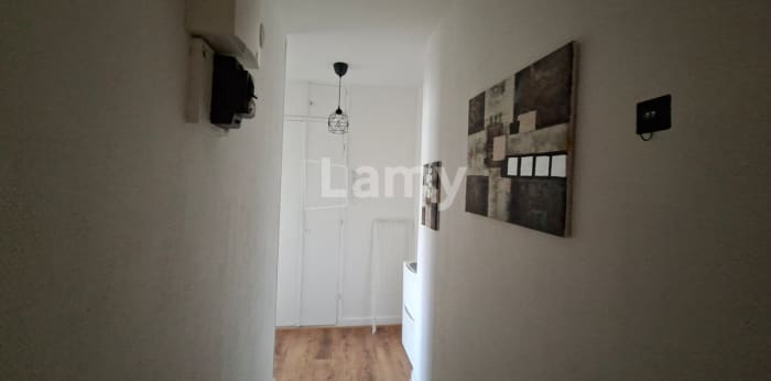 Image 7 sur 8 - Appartement  ·  Location · Clermont Ferrand (63000) · 1 pièce · 22m²