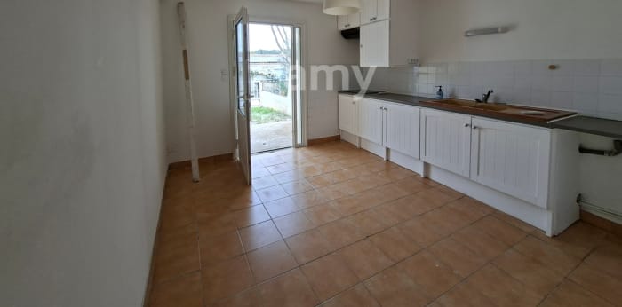 Image 5 sur 8 - Maison/villa  ·  Location · St Mathieu De Treviers (34270) · 3 pièces · 68m²