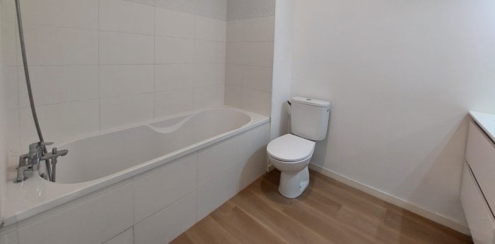 Image 3 sur 8 - Appartement  ·  Location · Lagord (17140) · 2 pièces · 44m²