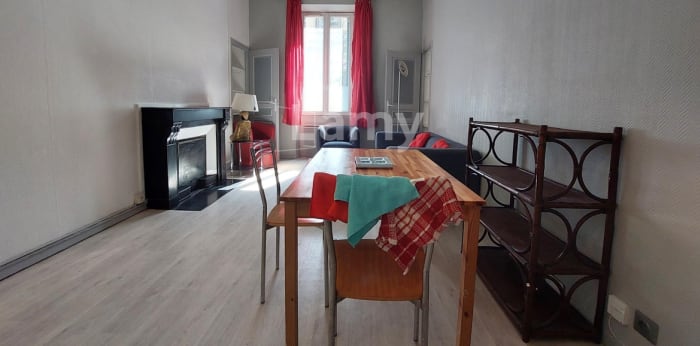 Image 4 sur 9 - Appartement  ·  Location · Grenoble (38000) · 2 pièces · 37m²