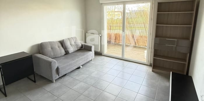 Image 1 sur 5 - Appartement  ·  Location · Ambes (33810) · 1 pièce · 24m²