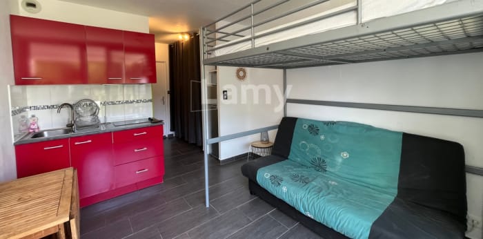 Image 2 sur 7 - Appartement  ·  Location · La Grande Motte (34280) · 1 pièce · 17m²