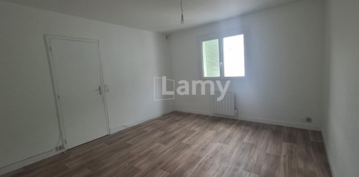 Image 1 sur 4 - Appartement  ·  Location · Poissy (78300) · 1 pièce · 26m²