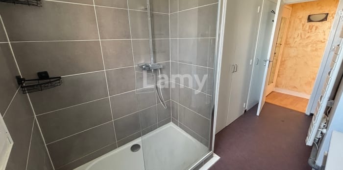 Image 9 sur 12 - Appartement  ·  Location · Chenove (21300) · 2 pièces · 49m²