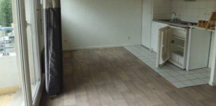 Image 2 sur 6 - Appartement  ·  Location · Lille (59800) · 1 pièce · 27m²