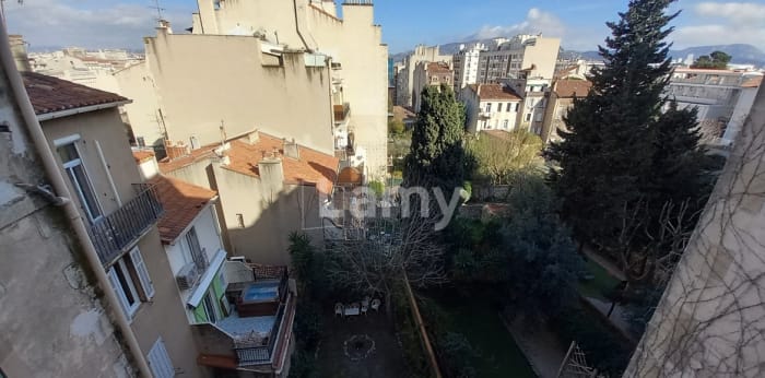 Image 8 sur 16 - Appartement  ·  Location · Marseille (13008) · 5 pièces · 178m²