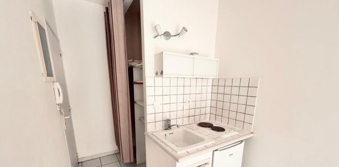 Image 4 sur 6 - Appartement  ·  Location · Aix En Provence (13100) · 1 pièce · 21m²