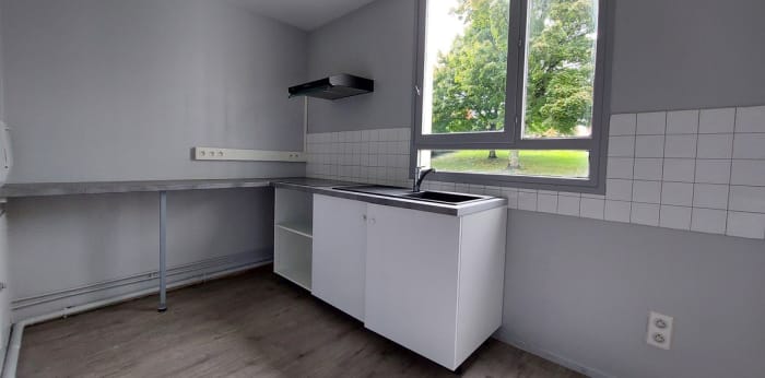 Image 2 sur 6 - Appartement  ·  Location · Limoges (87100) · 1 pièce · 33m²