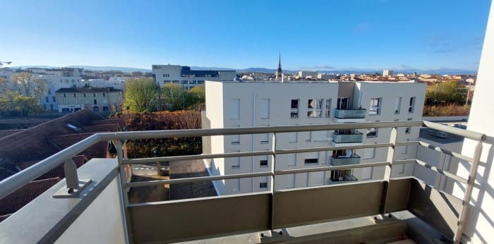 Image 5 sur 12 - Appartement  ·  Location · Villefranche Sur Saone (69400) · 2 pièces · 42m²