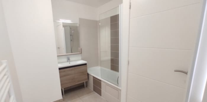 Image 6 sur 12 - Appartement  ·  Location · Villeurbanne (69100) · 3 pièces · 65m²