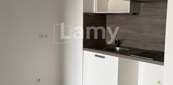 Image 1 sur 9 - Appartement  ·  Location · Clermont Ferrand (63100) · 2 pièces · 42m²