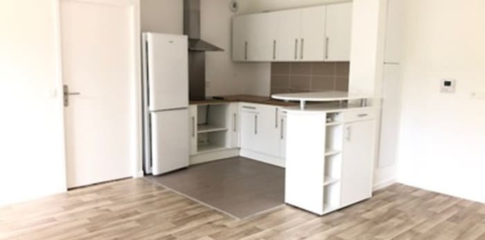 Image 3 sur 5 - Appartement  ·  Location · Rosny Sur Seine (78710) · 2 pièces · 46m²