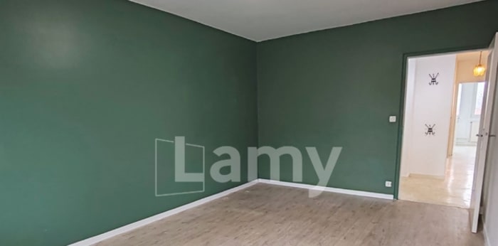 Image 2 sur 5 - Appartement  ·  Location · Lille (59160) · 3 pièces · 69m²