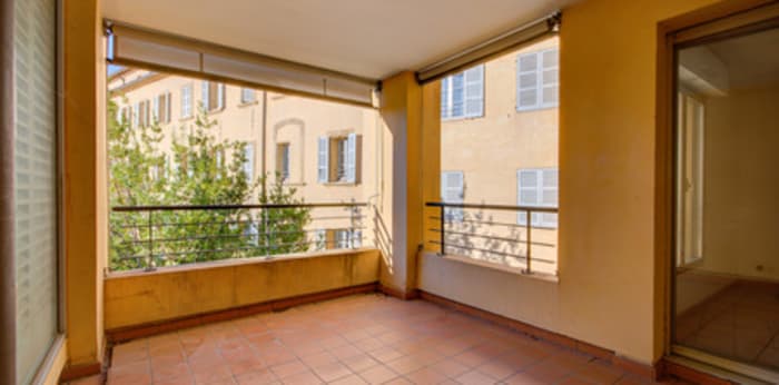 Image 8 sur 9 - Appartement  ·  Location · Aix En Provence (13100) · 4 pièces · 75m²