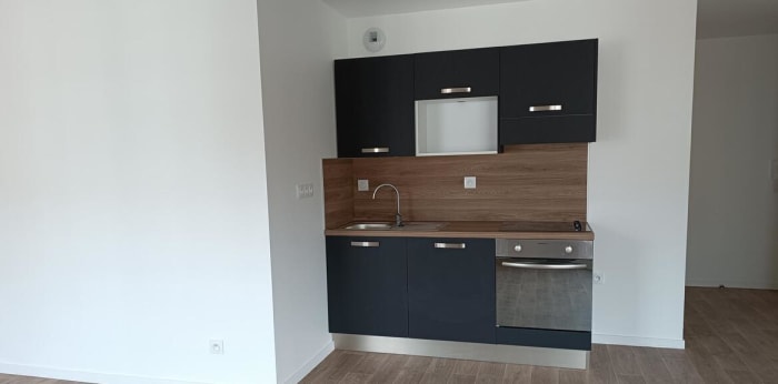 Image 1 sur 6 - Appartement  ·  Location · Tours (37100) · 3 pièces · 63m²