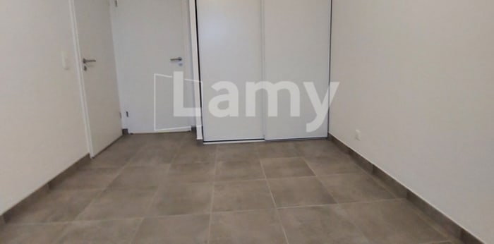 Image 4 sur 5 - Appartement  ·  Location · Chennevieres Sur Marne (94430) · 2 pièces · 42m²