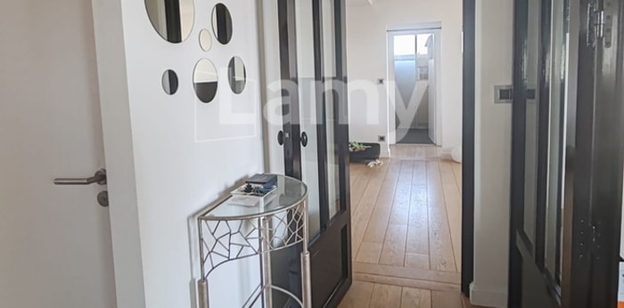 Image 5 sur 10 - Appartement  ·  Location · Villeneuve D Ascq (59491) · 3 pièces · 89m²