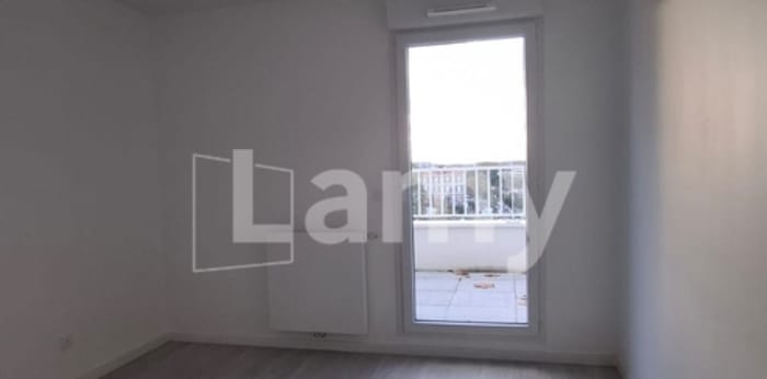 Image 8 sur 11 - Appartement  ·  Location · Talence (33400) · 3 pièces · 66m²