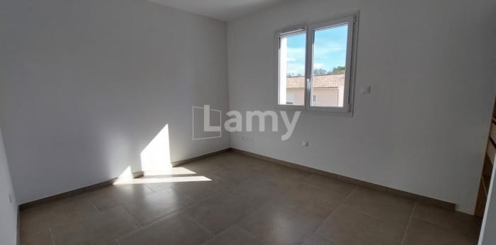 Image 10 sur 12 - Maison/villa  ·  Location · St Christol Lez Ales (30380) · 4 pièces · 98m²