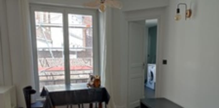 Image 1 sur 6 - Appartement  ·  Location · Lille (59800) · 2 pièces · 34m²