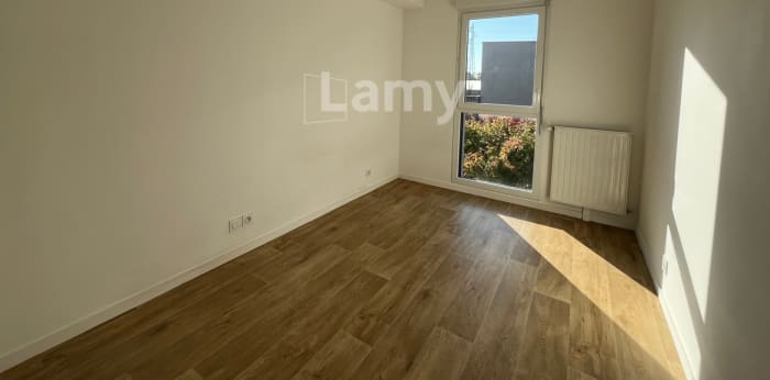 Image 4 sur 6 - Appartement  ·  Location · Bruz (35170) · 3 pièces · 62m²