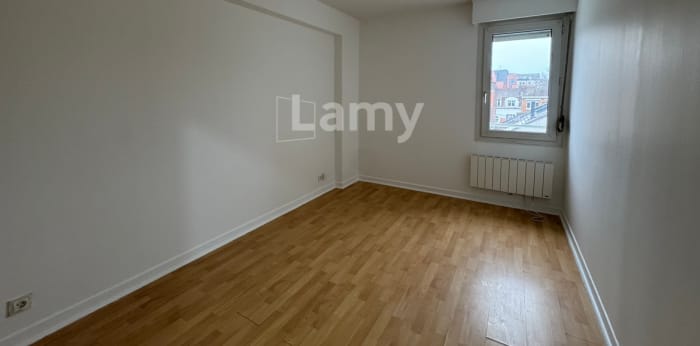 Image 5 sur 8 - Appartement  ·  Location · Lille (59000) · 3 pièces · 80m²