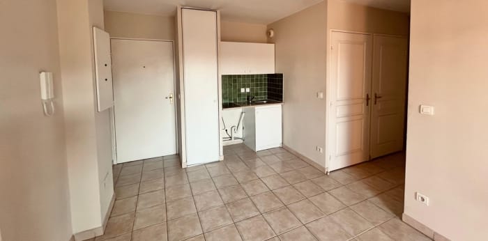 Image 3 sur 11 - Appartement  ·  Location · Aix En Provence (13100) · 2 pièces · 32m²