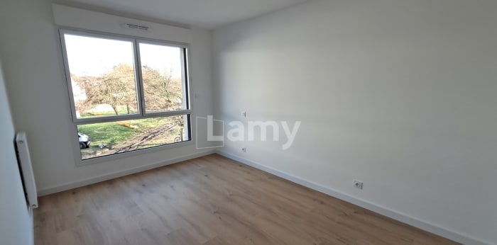 Image 4 sur 5 - Appartement  ·  Location · St Malo (35400) · 3 pièces · 60m²