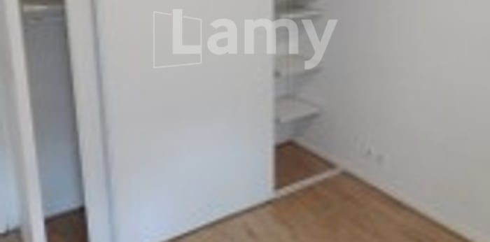 Image 9 sur 9 - Appartement  ·  Location · St Denis (93200) · 2 pièces · 45m²