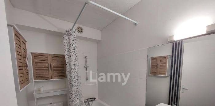 Image 8 sur 14 - Appartement  ·  Location · Nimes (30900) · 1 pièce · 24m²