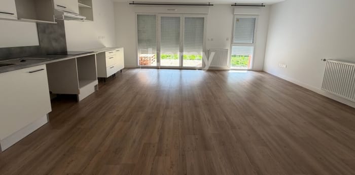 Image 1 sur 10 - Appartement  ·  Location · Poitiers (86000) · 3 pièces · 68m²