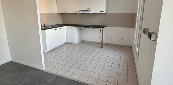 Image 4 sur 7 - Appartement  ·  Location · Epinay Sur Seine (93800) · 3 pièces · 63m²