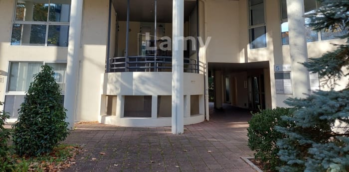 Image 1 sur 11 - Appartement  ·  Location · Besancon (25000) · 2 pièces · 53m²