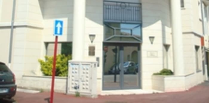 Image 1 sur 5 - Appartement  ·  Location · Merignac (33700) · 2 pièces · 50m²