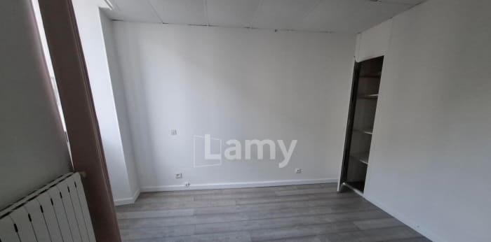 Image 2 sur 5 - Appartement  ·  Location · Annecy (74000) · 2 pièces · 34m²