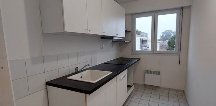 Image 6 sur 9 - Appartement  ·  Location · Bordeaux (33000) · 2 pièces · 53m²