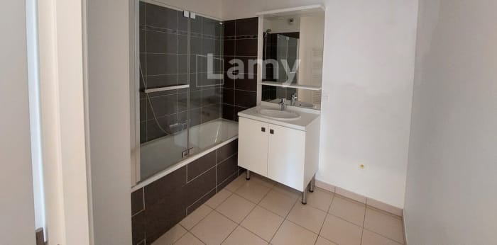Image 7 sur 9 - Appartement  ·  Location · Trappes (78190) · 2 pièces · 56m²