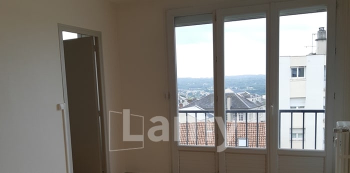 Image 1 sur 5 - Appartement  ·  Location · Limoges (87000) · 2 pièces · 38m²