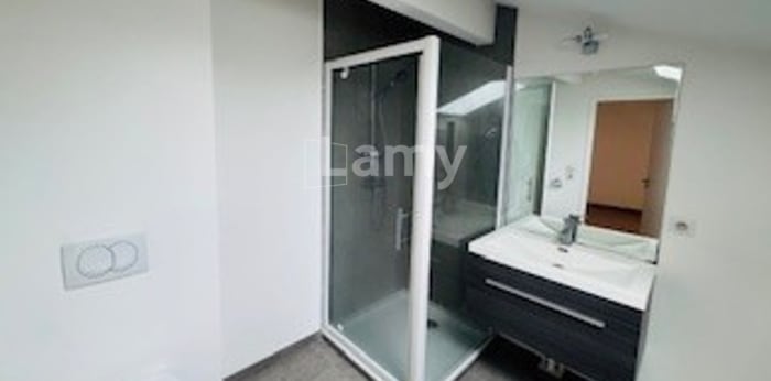 Image 10 sur 11 - Appartement  ·  Location · Chens Sur Leman (74140) · 2 pièces · 47m²