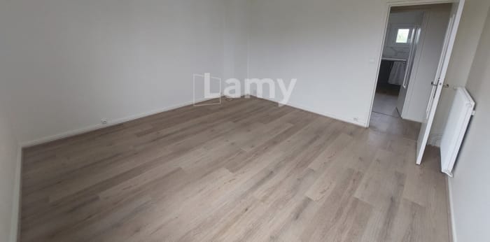 Image 4 sur 6 - Appartement  ·  Location · Libourne (33500) · 4 pièces · 72m²