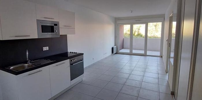 Image 5 sur 12 - Appartement  ·  Location · Nimes (30900) · 2 pièces · 44m²