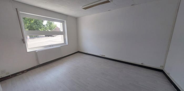 Image 4 sur 7 - Local  ·  Location · Anzin (59410) · 47m²