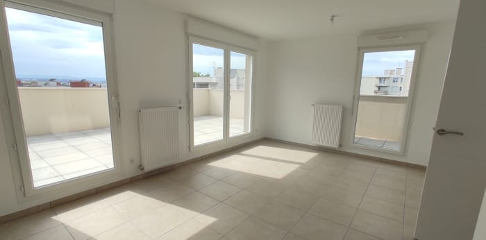 Image 2 sur 7 - Appartement  ·  Location · Villeurbanne (69100) · 3 pièces · 57m²