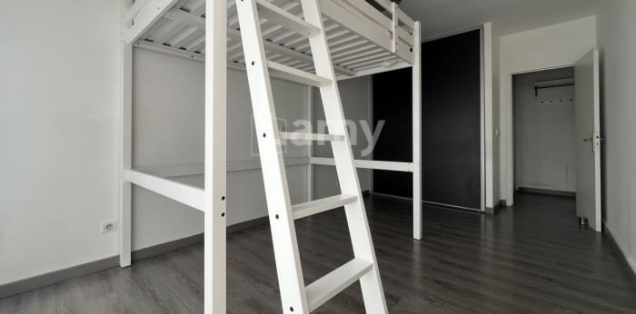 Image 10 sur 16 - Appartement  ·  Location · Reims (51100) · 4 pièces · 109m²