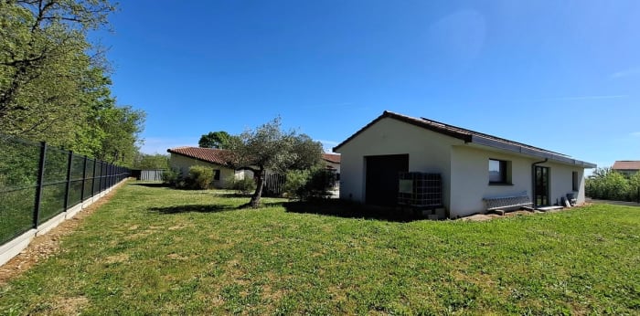 Image 19 sur 20 - Maison/villa  ·  Location · Daux (31700) · 4 pièces · 143m²