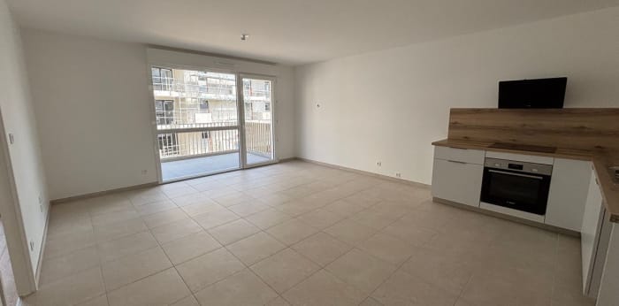 Image 1 sur 12 - Appartement  ·  Location · Fontaine Les Dijon (21121) · 2 pièces · 45m²