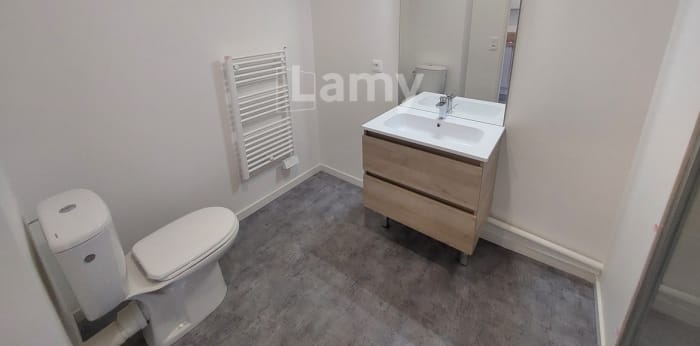 Image 9 sur 9 - Appartement  ·  Location · Mont De Marsan (40000) · 1 pièce · 27m²