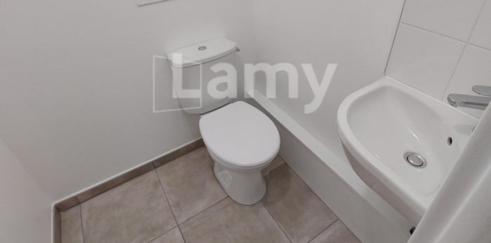 Image 3 sur 4 - Appartement  ·  Location · Chambery (73000) · 3 pièces · 74m²